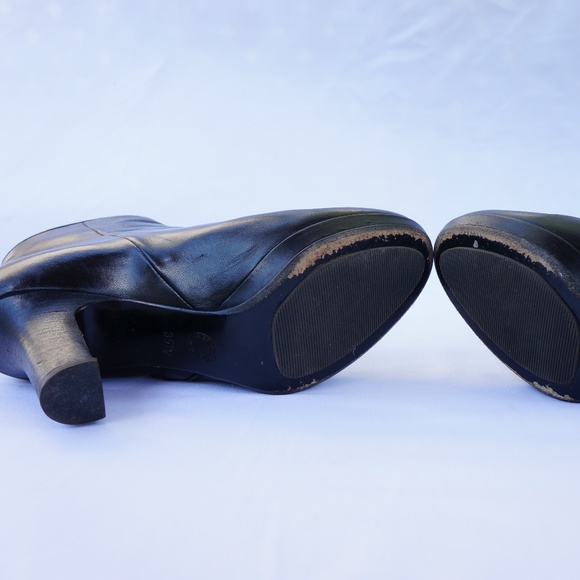 Dries Van Noten Leather Black Bootie - Picture 7 of 8